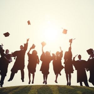 Tips For Your Outdoor Graduation Party